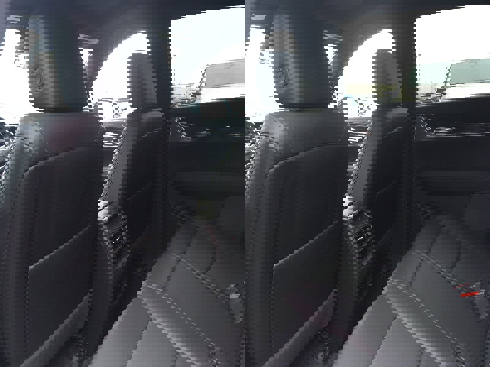 Certified 2023 Cadillac XT5 Premium Luxury image 5