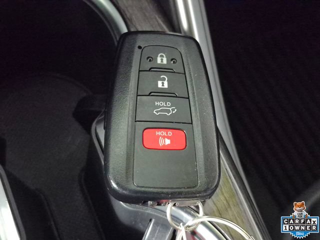 Certified 2022 Toyota Highlander Platinum AWD/4WD image 33