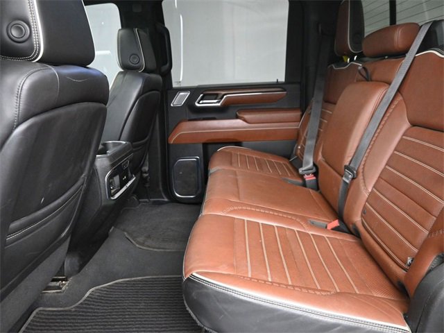 Used 2024 GMC Sierra 3500 Denali Ultimate image 18