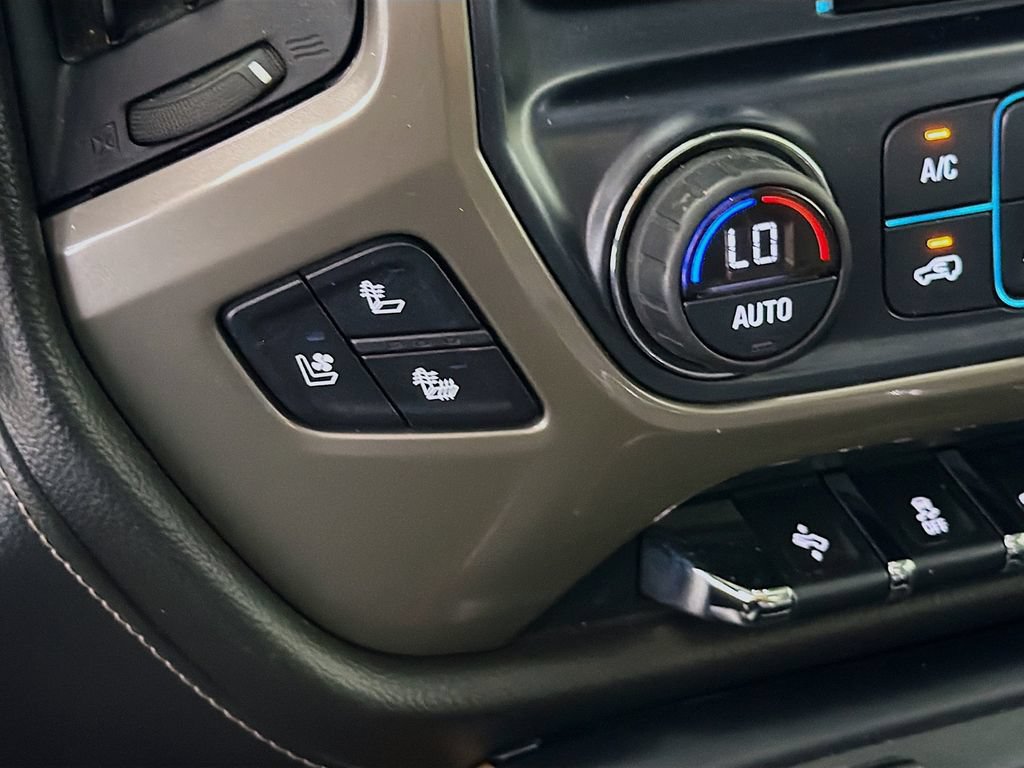 Used 2017 Chevrolet Silverado 1500 High Country RWD image 26