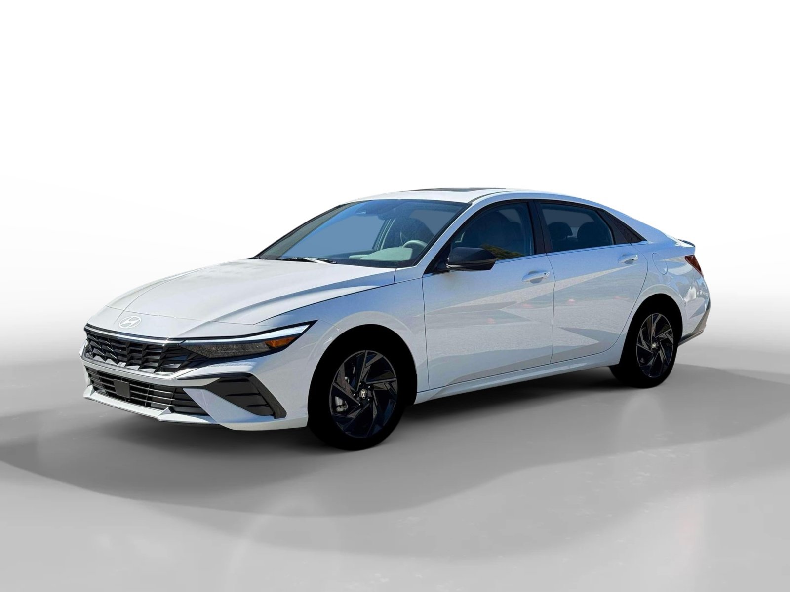 New 2026 Hyundai Elantra SEL Sport Premium FWD image 2