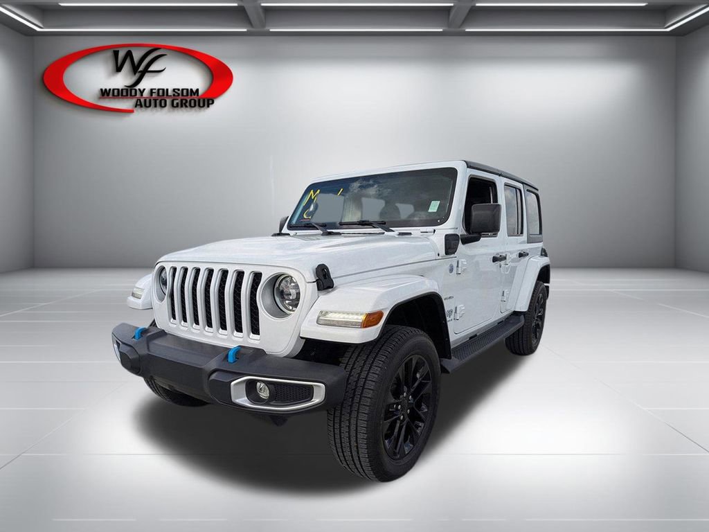 Used 2023 Jeep Wrangler Unlimited Sahara AWD/4WD image 9