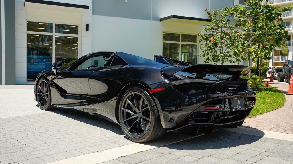 Used 2021 McLaren 720S Spider RWD image 15