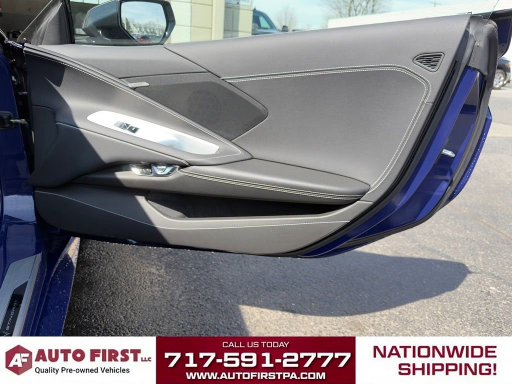 Used 2025 Chevrolet Corvette Stingray Convertible w/ Battery Protection Package image 12