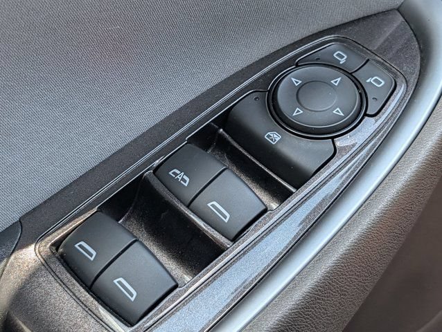 Used 2025 Chevrolet Malibu LT FWD image 20