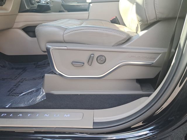 Certified 2025 Ford F450 Platinum w/ Platinum Plus Package image 16