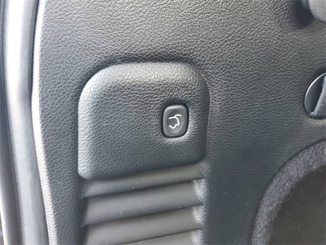 Used 2019 Jeep Grand Cherokee Altitude image 9