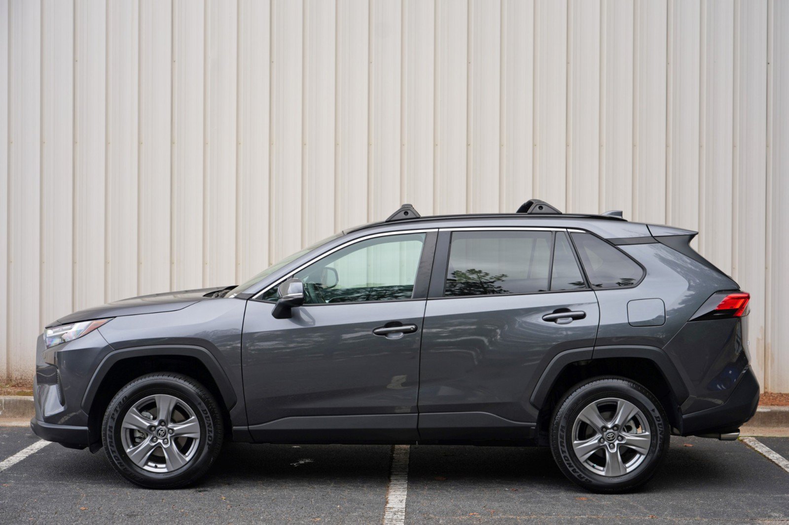 Used 2024 Toyota RAV4 XLE FWD image 42