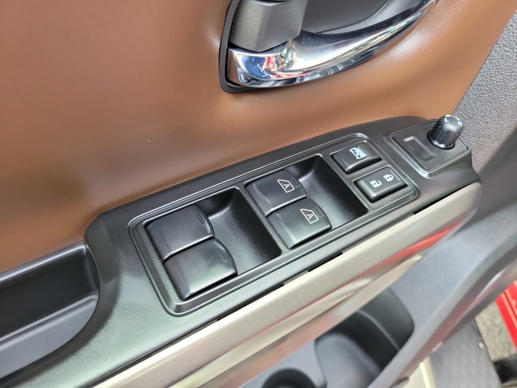 Used 2024 Nissan Titan Platinum Reserve w/ Moonroof Package AWD/4WD image 19