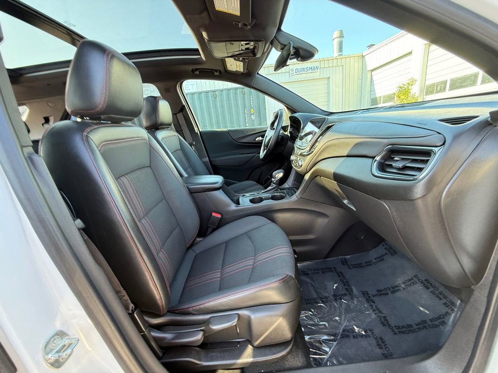 Used 2023 Chevrolet Equinox RS AWD/4WD image 26