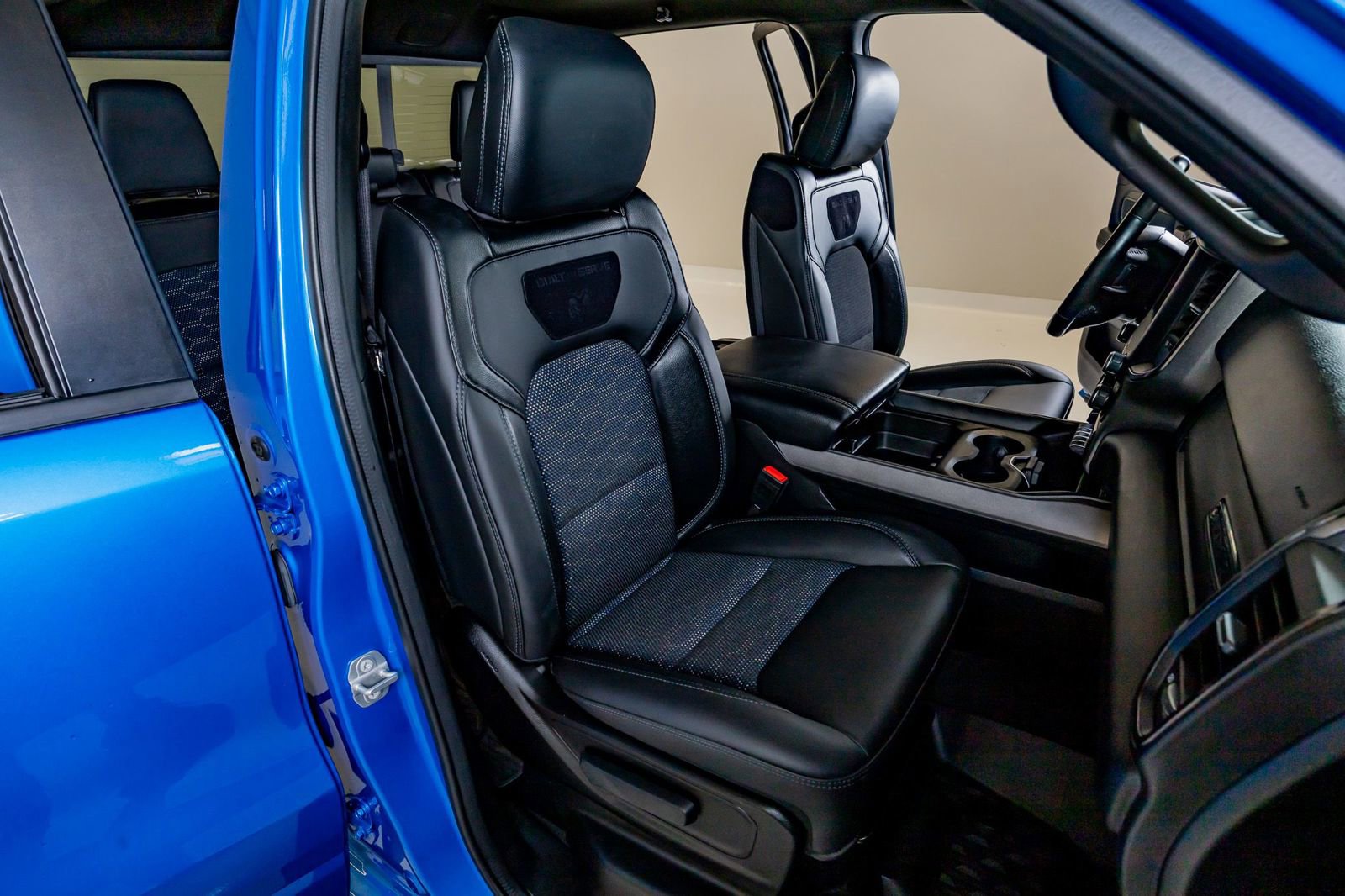Used 2023 RAM 1500 Big Horn AWD/4WD image 31