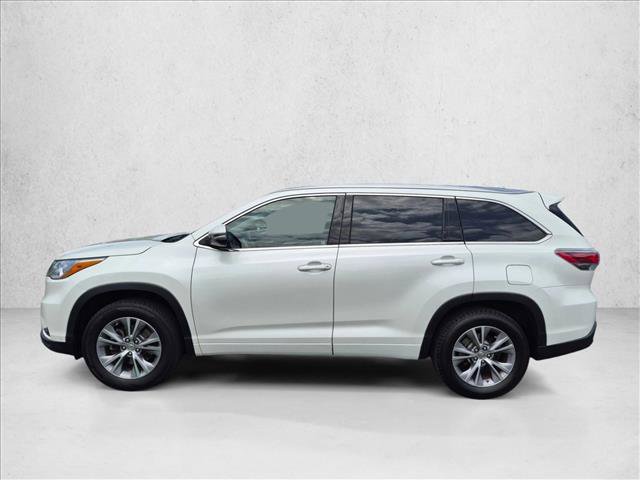 Used 2015 Toyota Highlander XLE FWD image 9