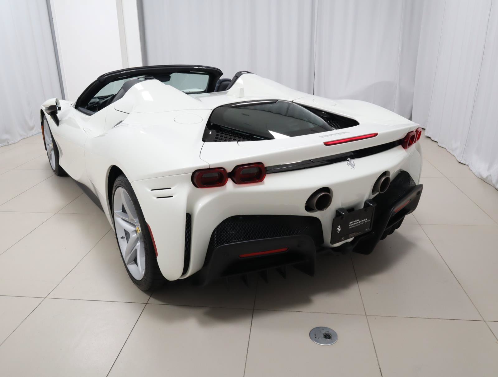 Certified 2025 Ferrari SF90 Spider AWD/4WD image 40