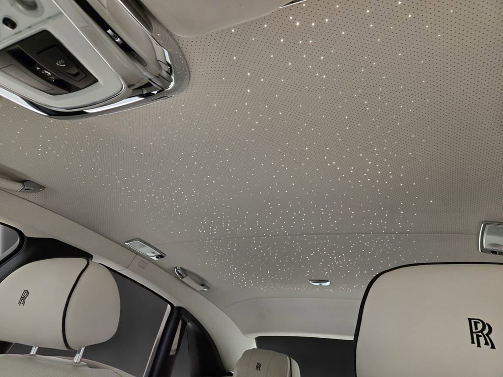 Certified 2017 Rolls-Royce Ghost image 17