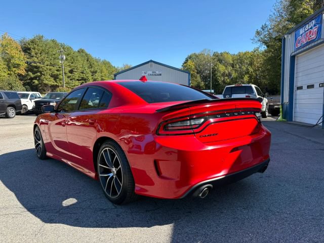 Used 2017 Dodge Charger R/T Scat Pack w/ Technology Group RWD image 3