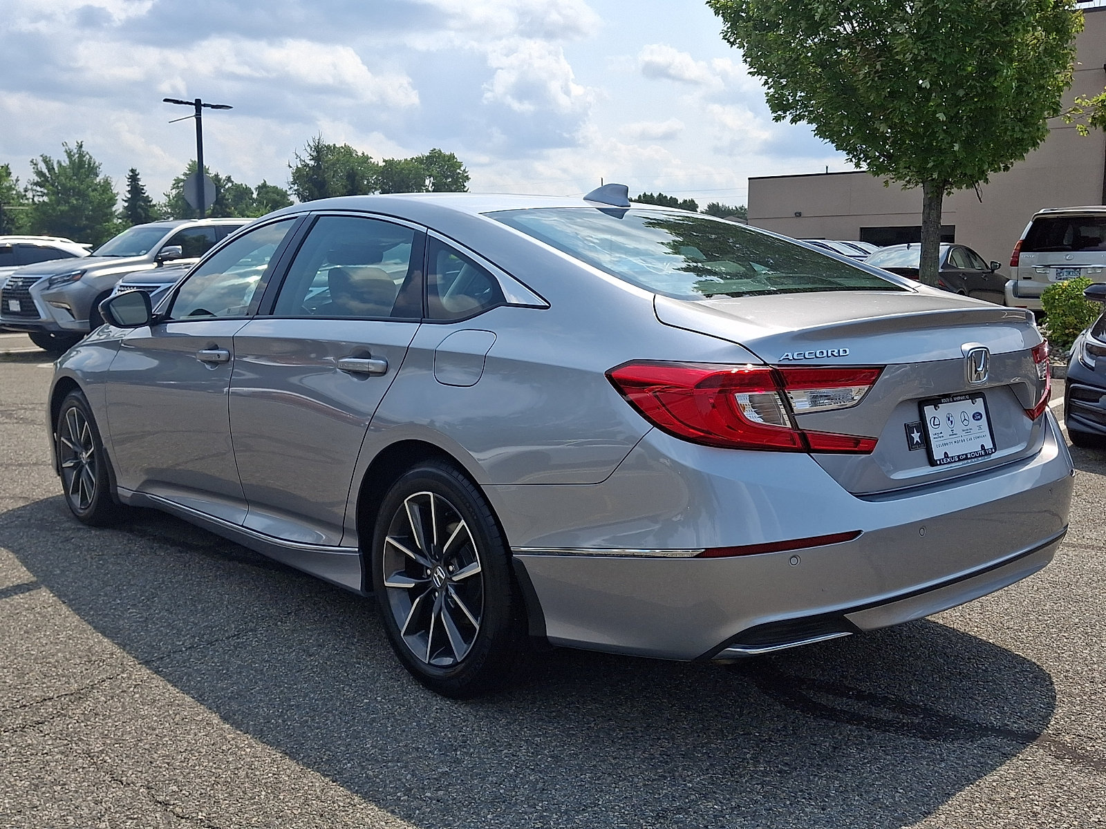 Used 2021 Honda Accord EX-L image 4