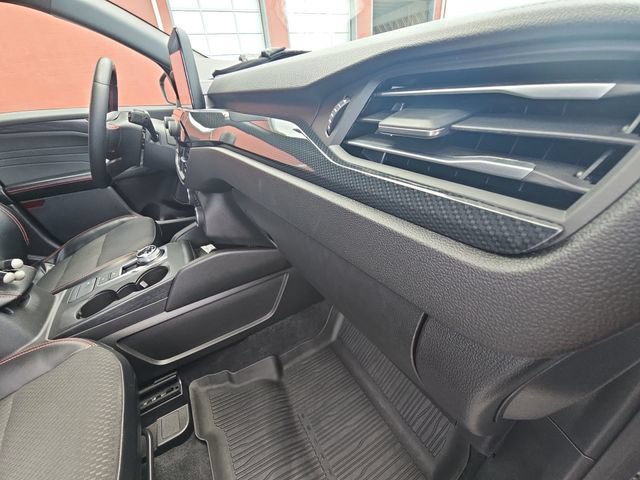Used 2023 Ford Escape ST-Line Select AWD/4WD image 31