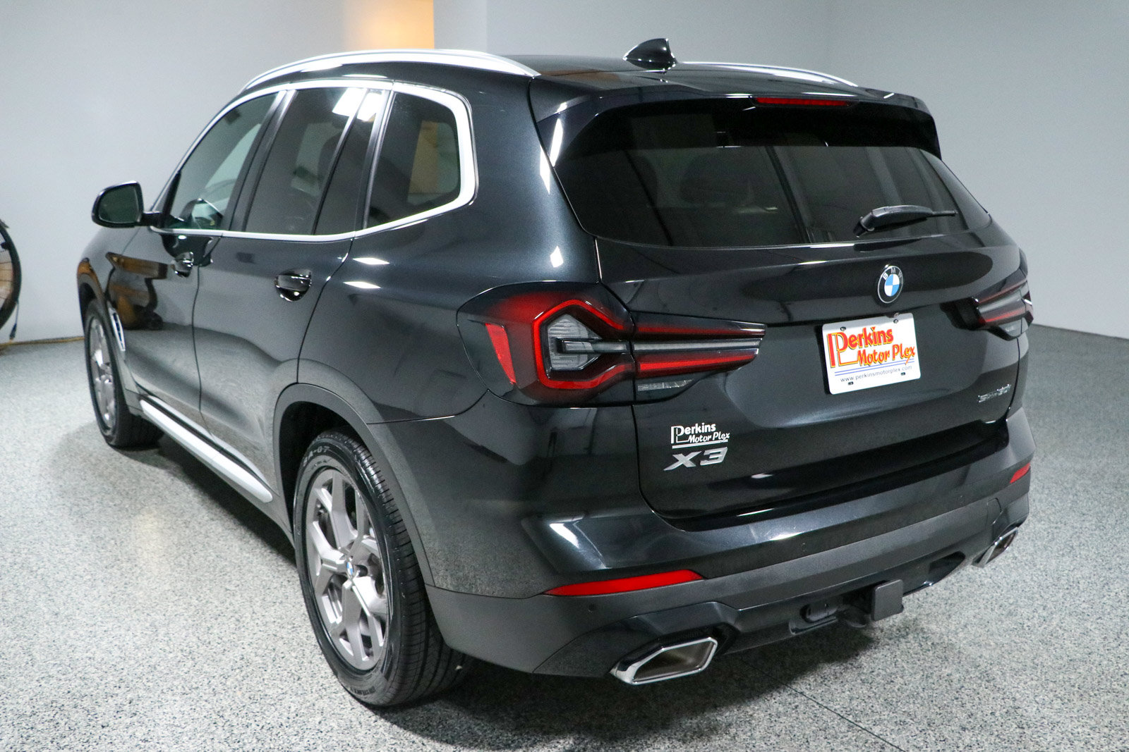 Used 2022 BMW X3 sDrive30i w/ Premium Package 2 RWD image 9