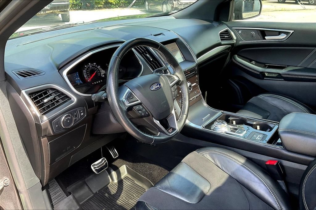Used 2019 Ford Edge ST w/ Equipment Group 401A AWD/4WD image 8