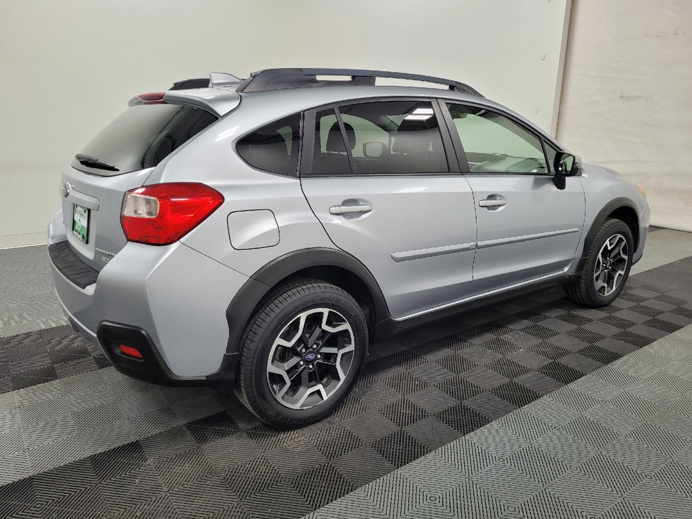 Used 2016 Subaru Crosstrek 2.0i Limited AWD/4WD image 10