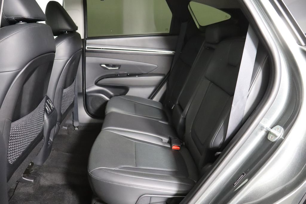 Used 2022 Hyundai Tucson SEL w/ Convenience + Premium Package FWD image 16