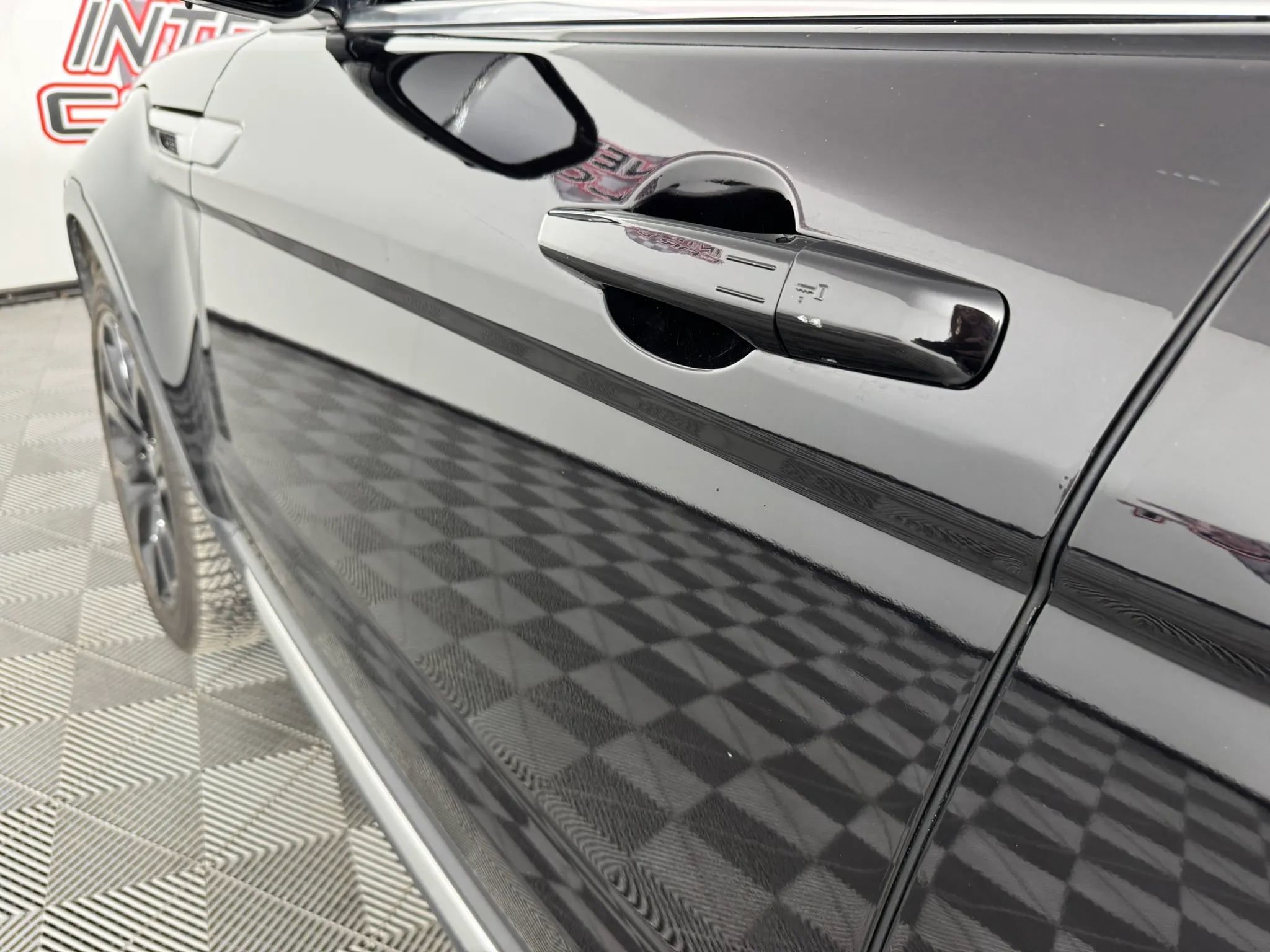 Used 2013 Land Rover Range Rover Evoque Prestige image 27