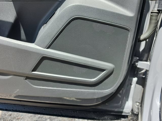 Used 2021 Volkswagen Atlas Cross Sport SE w/ Panoramic Sunroof Package FWD image 15