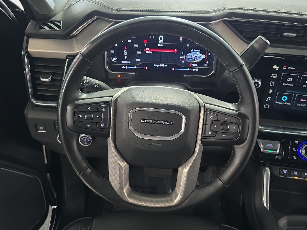 Used 2024 GMC Sierra 2500 Denali w/ Denali Reserve Package AWD/4WD image 13