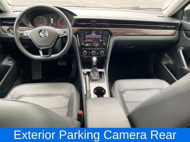 Used 2022 Volkswagen Passat 2.0T image 6