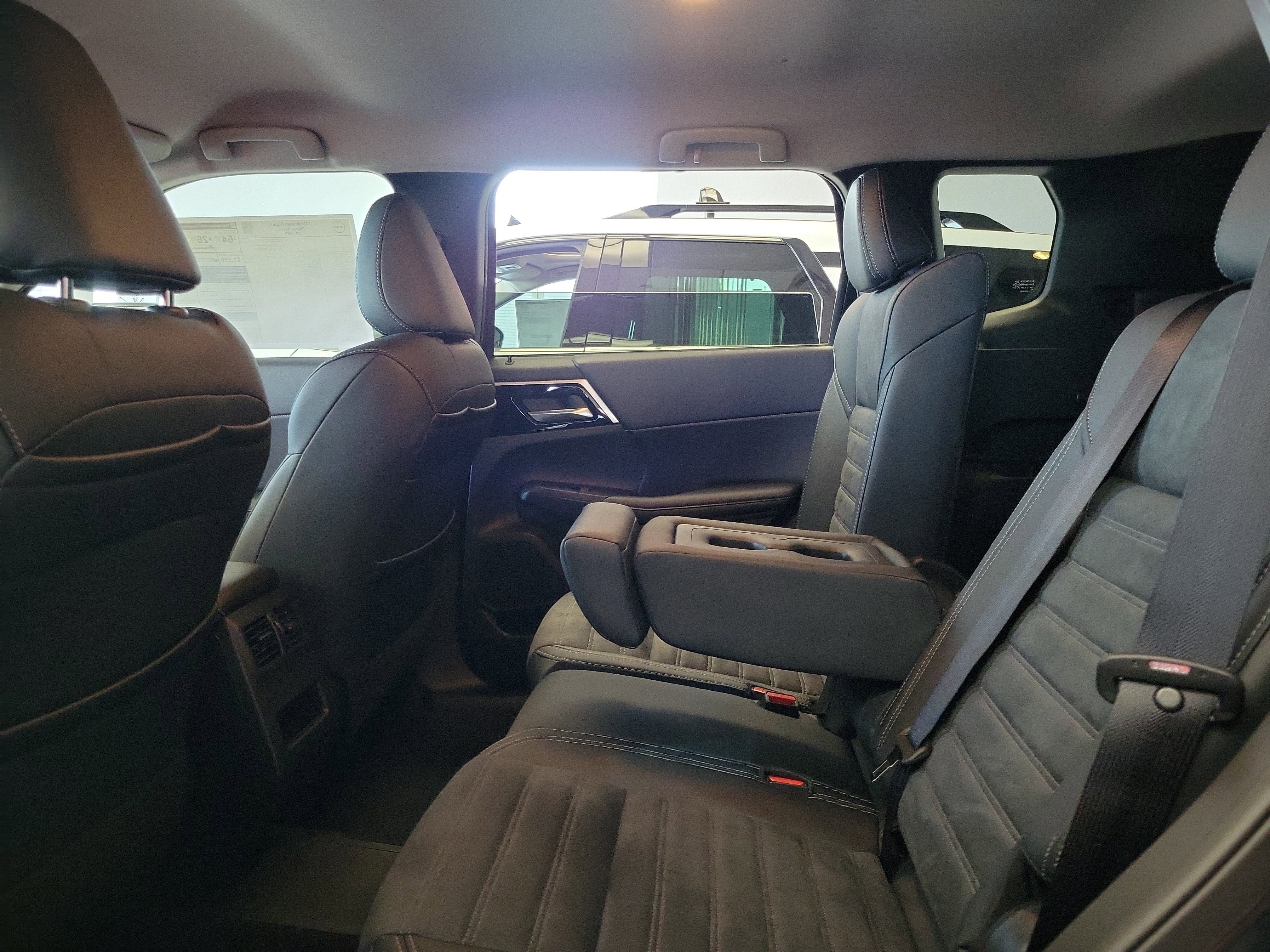 New 2026 Nissan Rogue SL AWD/4WD image 11