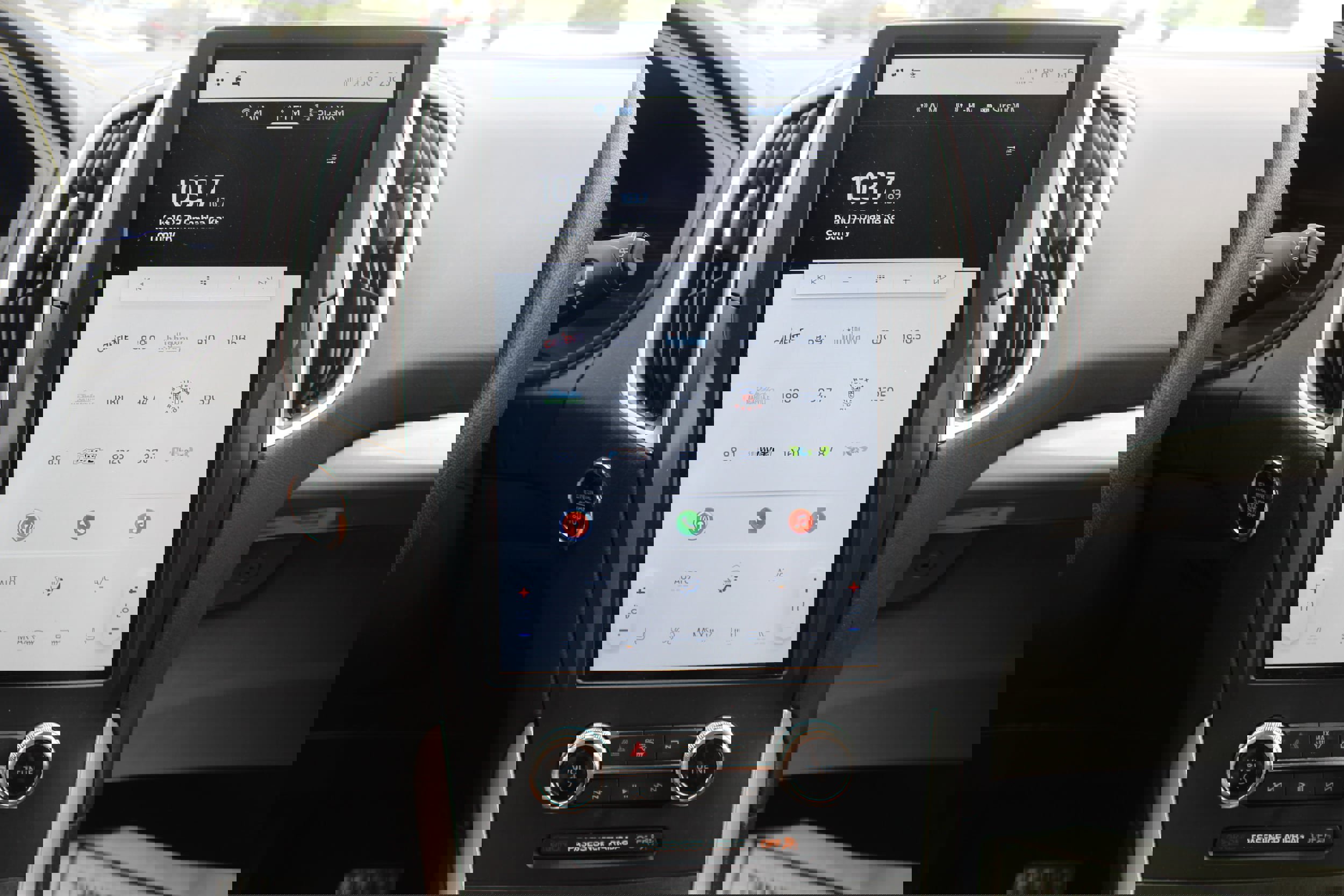 Used 2024 Ford Edge SEL image 15