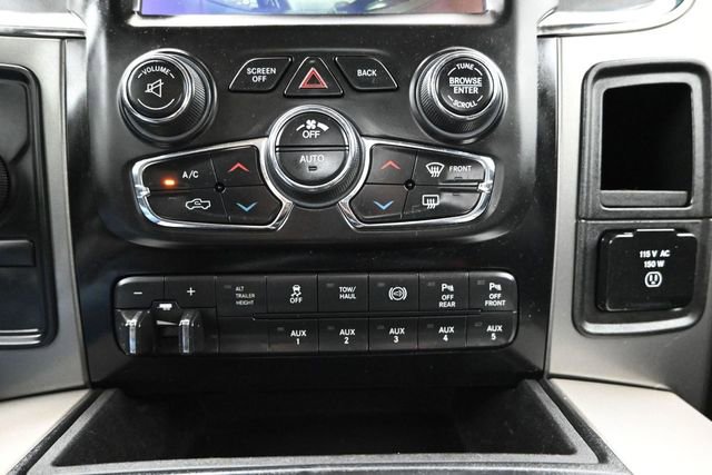 Used 2018 RAM 2500 Laramie w/ Sport Appearance Group AWD/4WD image 44