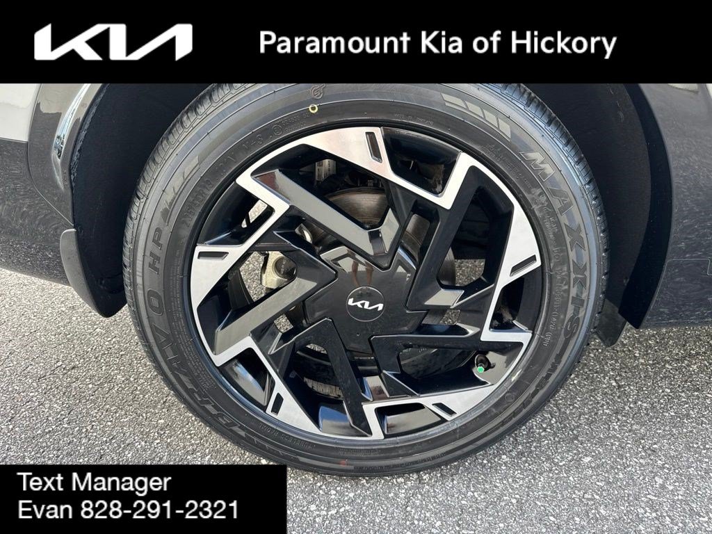 Used 2024 Kia Sportage SX AWD/4WD image 9