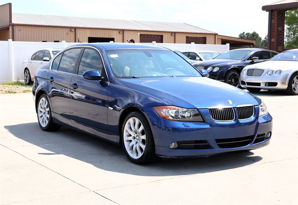 Used 2006 BMW 330xi Sedan AWD/4WD image 9