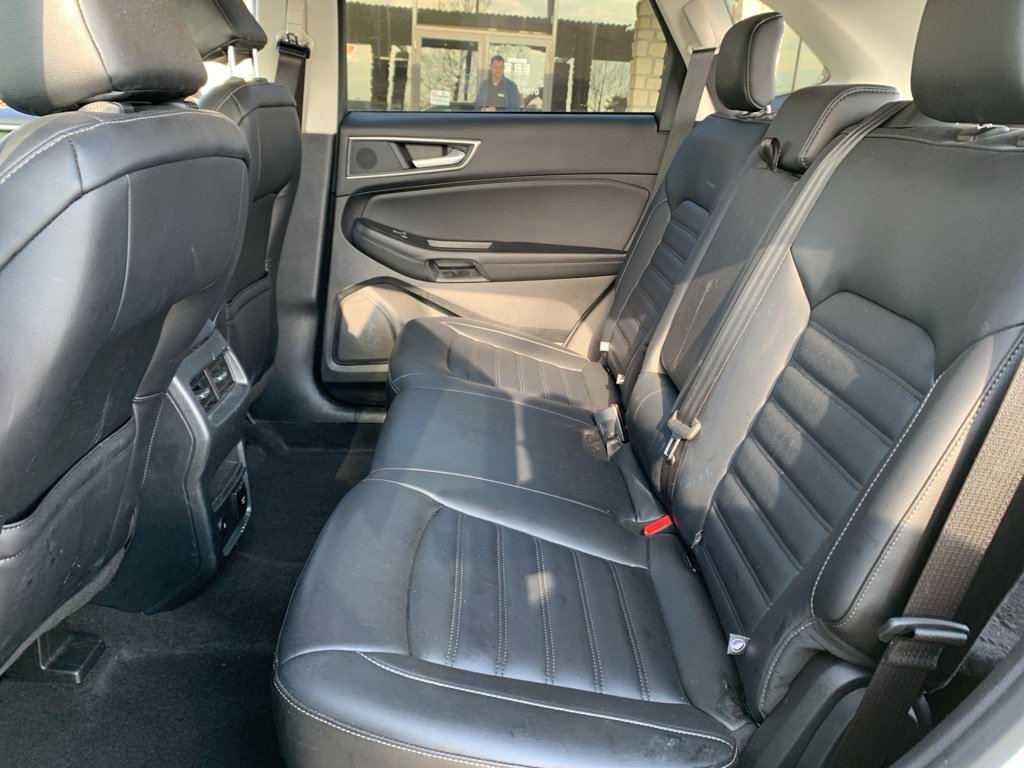 Used 2024 Ford Edge SEL w/ Convenience Package image 13