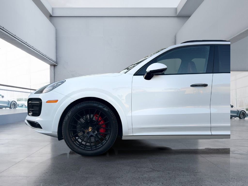 Used 2021 Porsche Cayenne GTS image 7