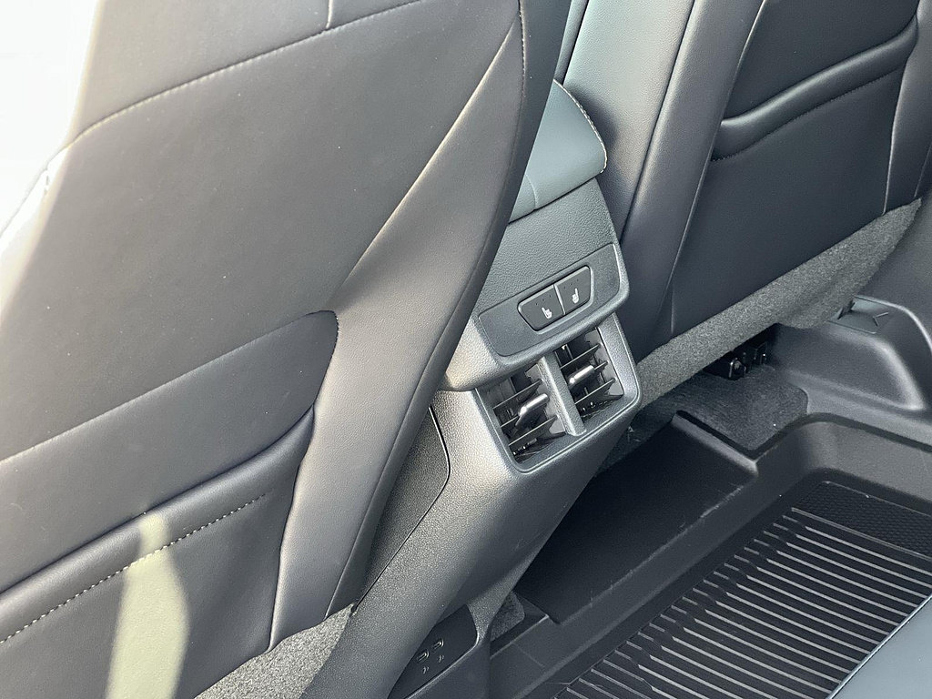 New 2026 GMC Terrain AT4 w/ Convenience Package III AWD/4WD image 29
