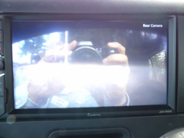 Used 2018 Jeep Wrangler Unlimited Sport w/ Connectivity Group image 21