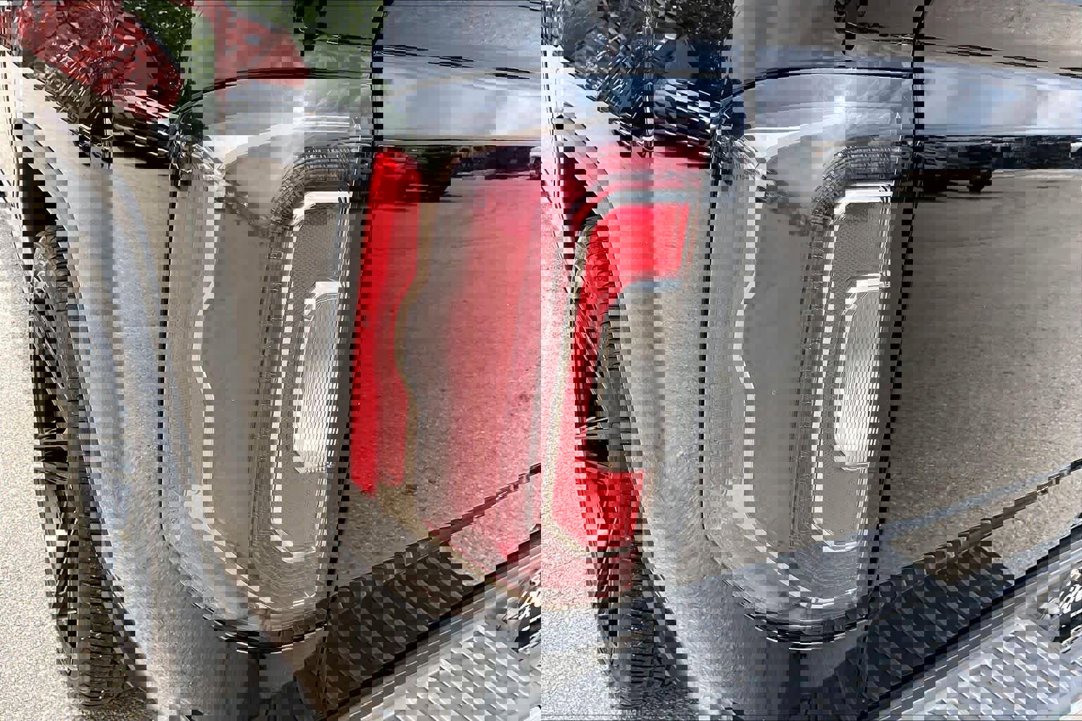 Used 2016 GMC Sierra 1500 SLT w/ Texas SLT Premium Package RWD image 28