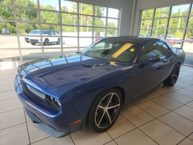 Used 2009 Dodge Challenger R/T RWD image 4
