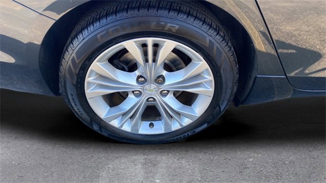 Used 2014 Chevrolet Impala LT w/ Convenience Package image 3