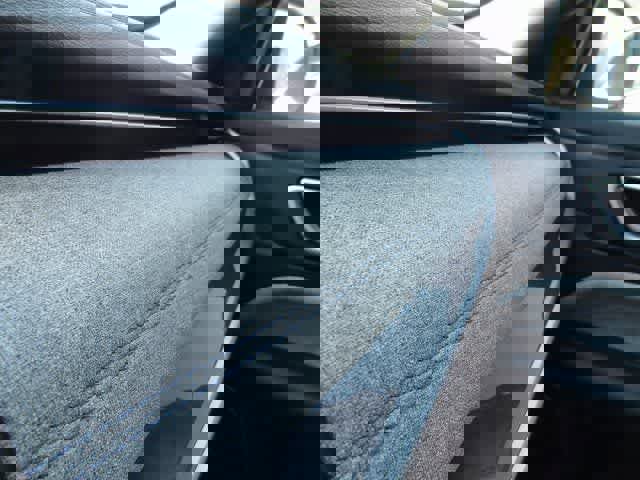 Used 2024 Jeep Compass Latitude image 17