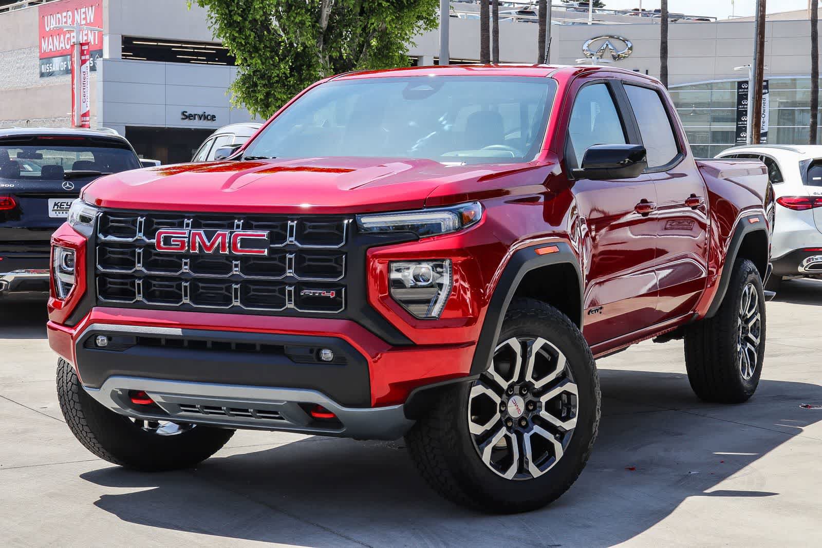 Used 2024 GMC Canyon AT4 w/ Canyon Safety Plus Package AWD/4WD image 1
