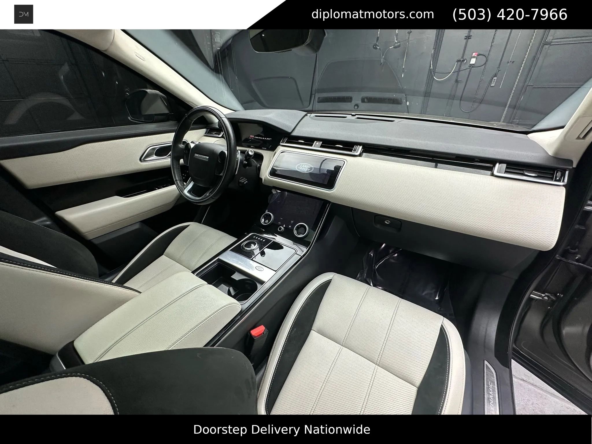 Used 2019 Land Rover Range Rover Velar R-Dynamic SE image 19