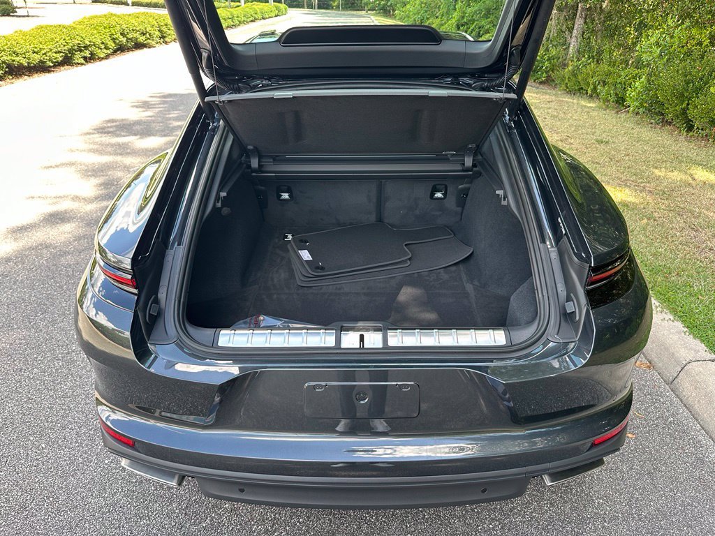 New 2026 Porsche Panamera 4 AWD/4WD image 12