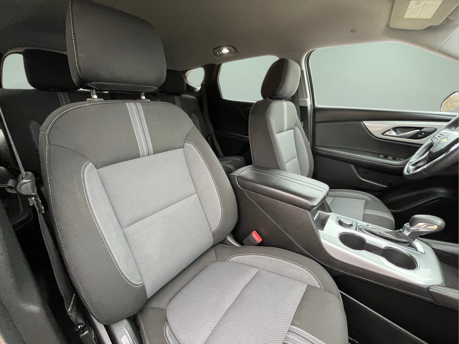 Used 2023 Chevrolet Blazer LT w/ Driver Confidence Package FWD image 32