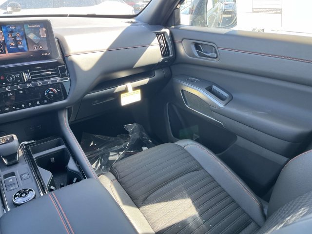 New 2026 Nissan Pathfinder Rock Creek AWD/4WD image 15