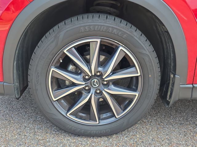 Used 2018 MAZDA CX-5 Touring w/ Preferred Equipment Package FWD image 9
