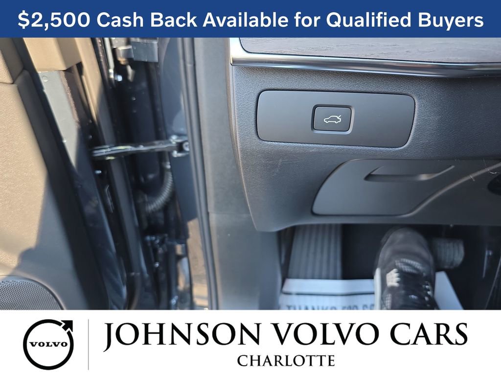 New 2026 Volvo XC90 B6 Ultra w/ Lounge Package image 29