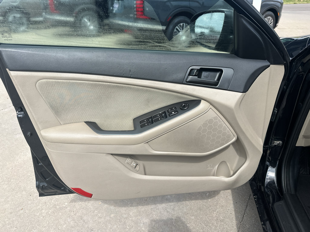 Used 2013 Kia Optima LX FWD image 14